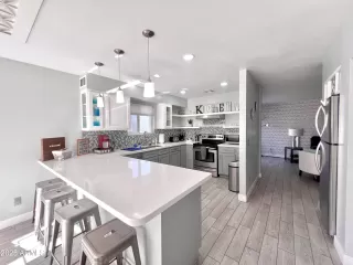 Photo #4: 6849848 Listing 