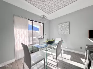 Photo #6: 6849848 Listing 