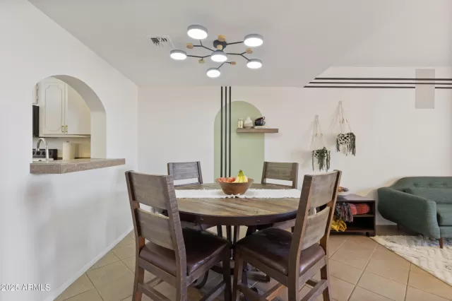 MLS: 6849852 Condo For Sale