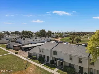 Photo #2: 6849882 Listing