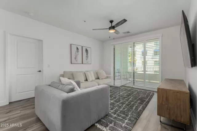 MLS: 6849998 Condo For Sale