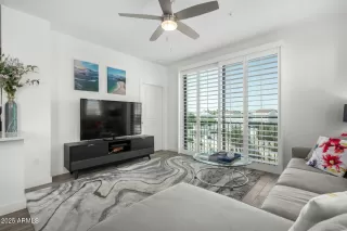 Photo #5: 6850009 Listing