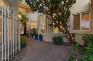 Photo #3: 6850145 Listing 