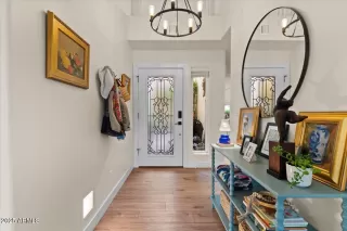 Photo #5: 6850145 Listing 