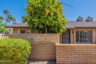 Photo #2: 6850172 Listing