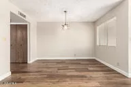 Photo #5: 6850560 Listing 