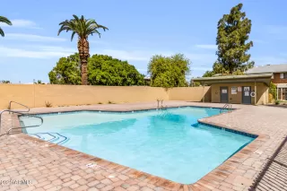 Photo #3: 6850584 Listing 