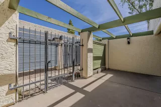 Photo #4: 6850642 Listing 