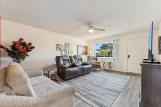 Photo #2: 6850718 Listing