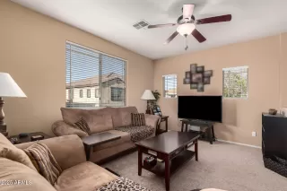 Photo #5: 6850781 Listing