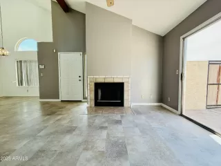 Photo #4: 6850921 Listing 