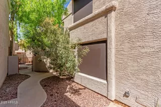 Photo #2: 6851024 Listing 