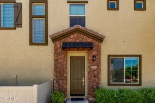 Photo #1: 6851030 Listing 