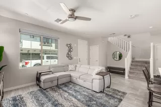 Photo #4: 6851030 Listing 