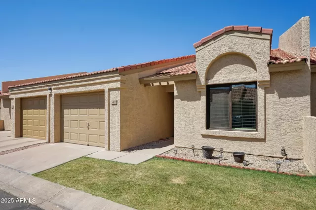 MLS: 6851181 Condo For Sale