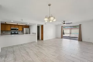 Photo #1: 6851181 Listing