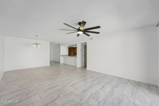 Photo #3: 6851181 Listing