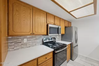 Photo #4: 6851181 Listing