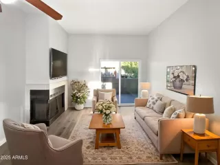 Photo #1: 6851198 Listing 