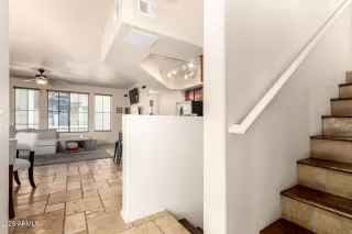 Photo #3: 6851456 Listing