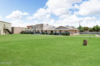 Photo #4: 6851618 Listing 