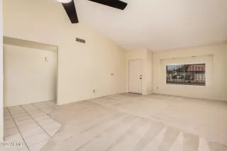 Photo #3: 6852029 Listing