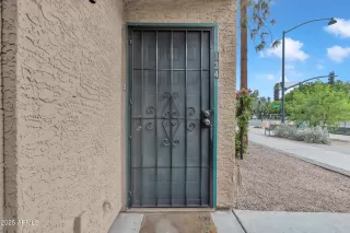 Photo #3: 6852066 Listing 