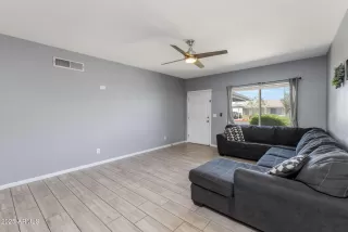 Photo #6: 6852079 Listing