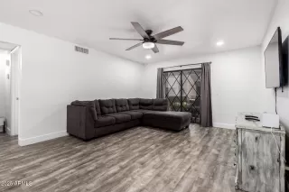 Photo #3: 6852090 Listing 