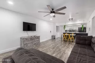 Photo #4: 6852090 Listing 