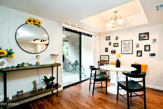 Photo #4: 6852112 Listing