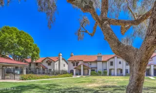 Photo #1: 6852256 Listing