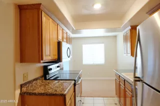 Photo #4: 6852601 Listing