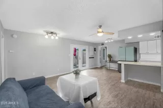 Photo #3: 6852776 Listing 