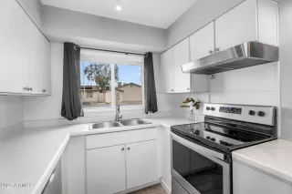 Photo #5: 6852776 Listing 