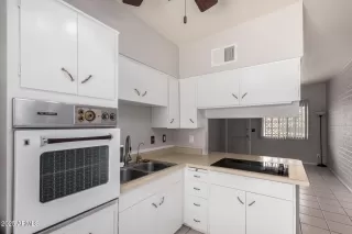 Photo #2: 6852789 Listing