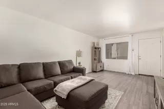 Photo #1: 6852816 Listing 