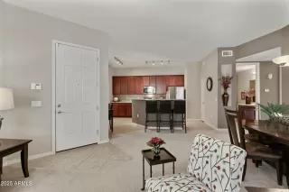 Photo #4: 6852892 Listing 