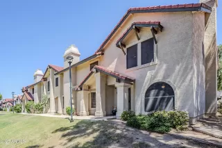 Photo #1: 6853080 Listing