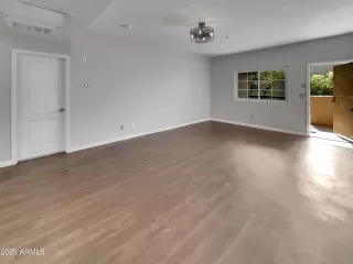 Photo #2: 6853111 Listing