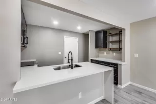 Photo #5: 6853236 Listing