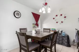 Photo #4: 6853354 Listing