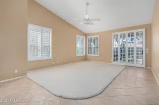 Photo #5: 6853360 Listing