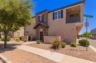 Photo #1: 6853505 Listing 