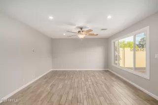 Photo #5: 6853641 Listing 