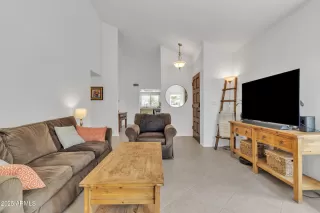 Photo #3: 6853764 Listing 