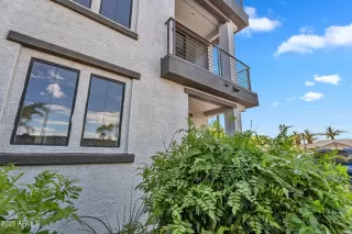 Photo #1: 6853842 Listing