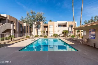 More Details about MLS # 6853940 : 1065 W 1ST STREET#101