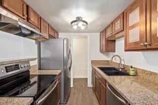 Photo #3: 6853985 Listing