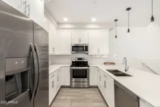 Photo #6: 6854141 Listing 